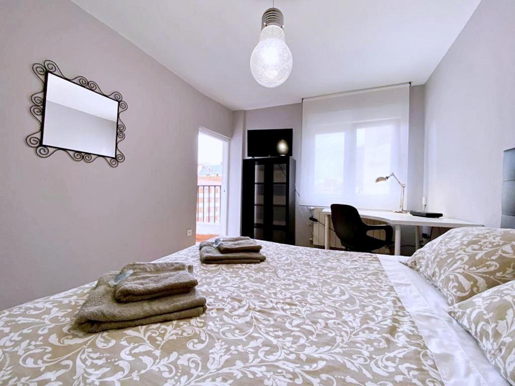 Apartamentos Milan 1 Wifi Y Parking Gratuito Oviédo Exterior foto
