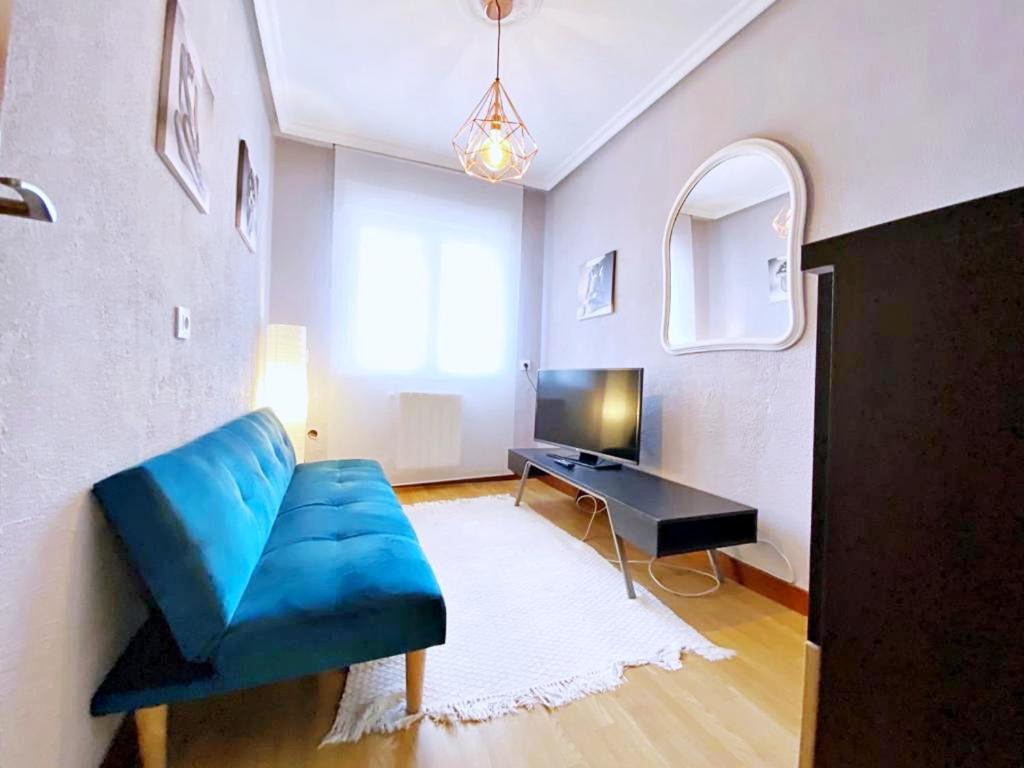 Apartamentos Milan 1 Wifi Y Parking Gratuito Oviédo Exterior foto