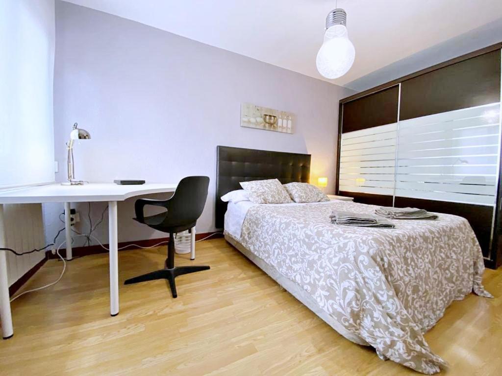 Apartamentos Milan 1 Wifi Y Parking Gratuito Oviédo Exterior foto